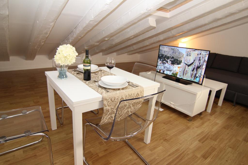 Apartamento Atico En Puerta Del Sol Madryt Zewnętrze zdjęcie